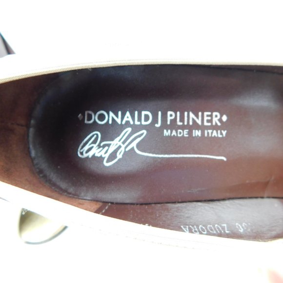 Unworn DONALD PLINER Beige Shimmer Gold Pumps 6.5 - Picture 9 of 10